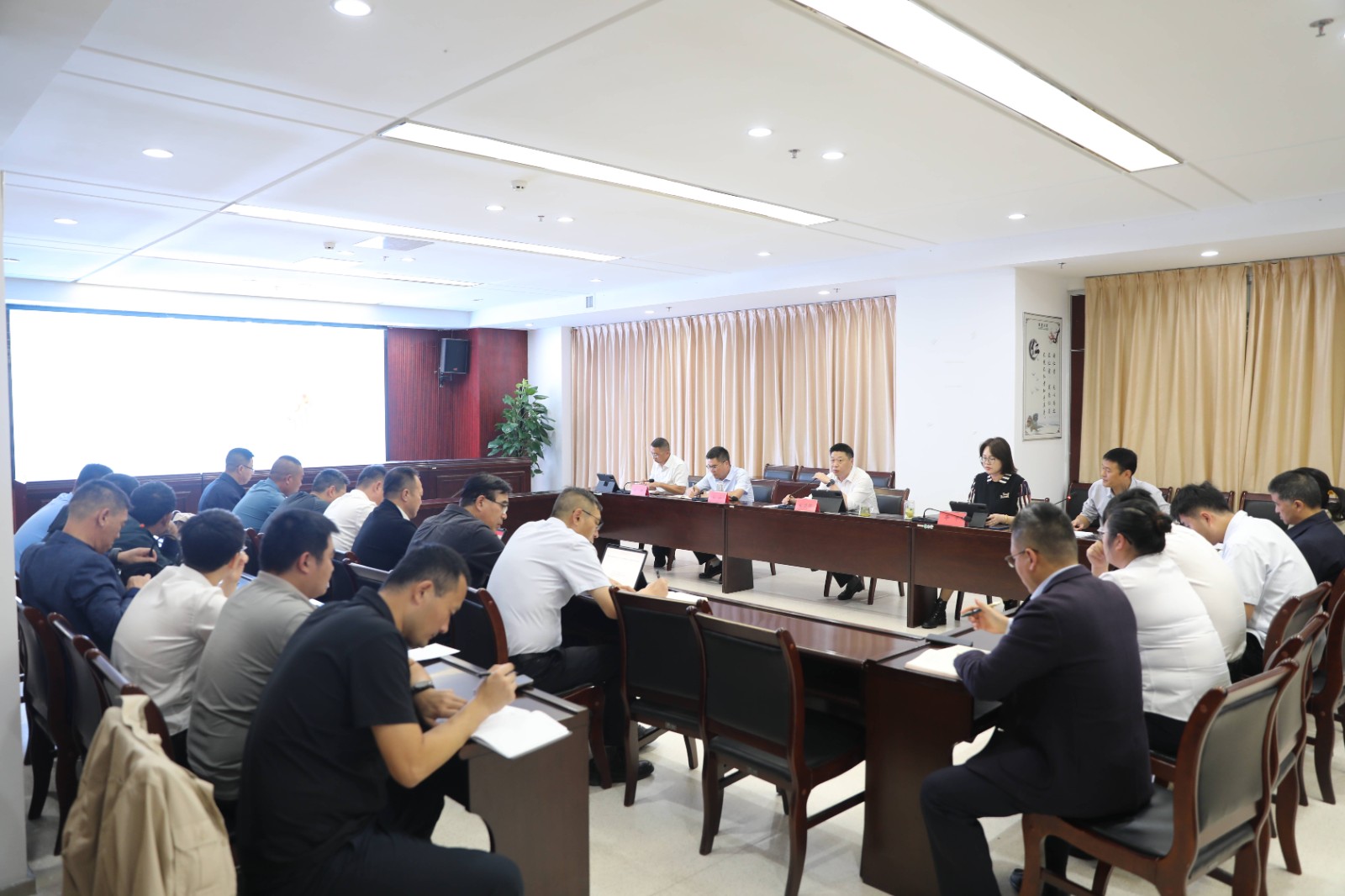 1696900110884002924.jpg def6f43d5bc45cce89236e5ba38cb0b(1).jpg