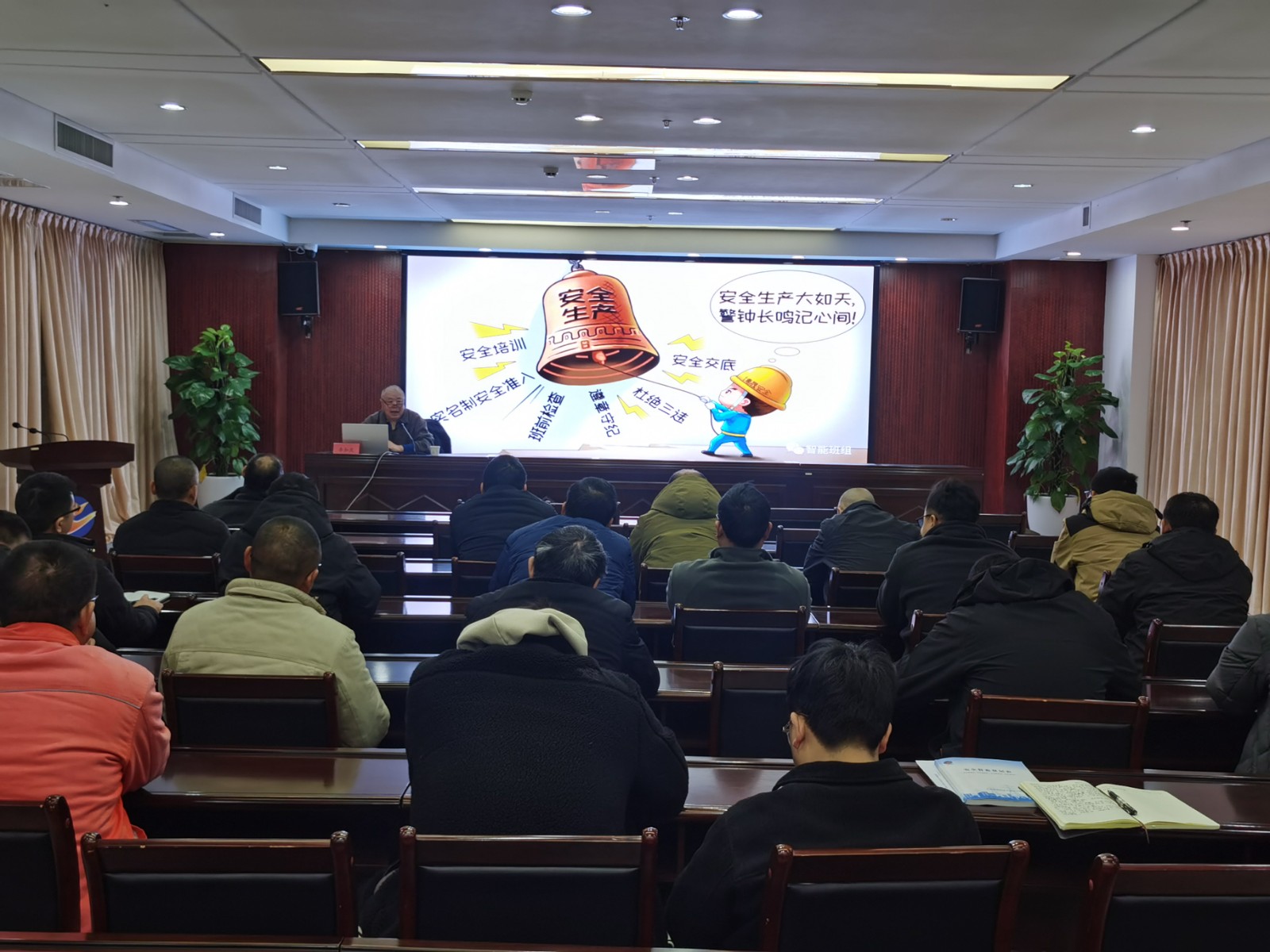 1710812933040055396.jpg 744d5789a6cdef1649bb2de5414f96b.jpg